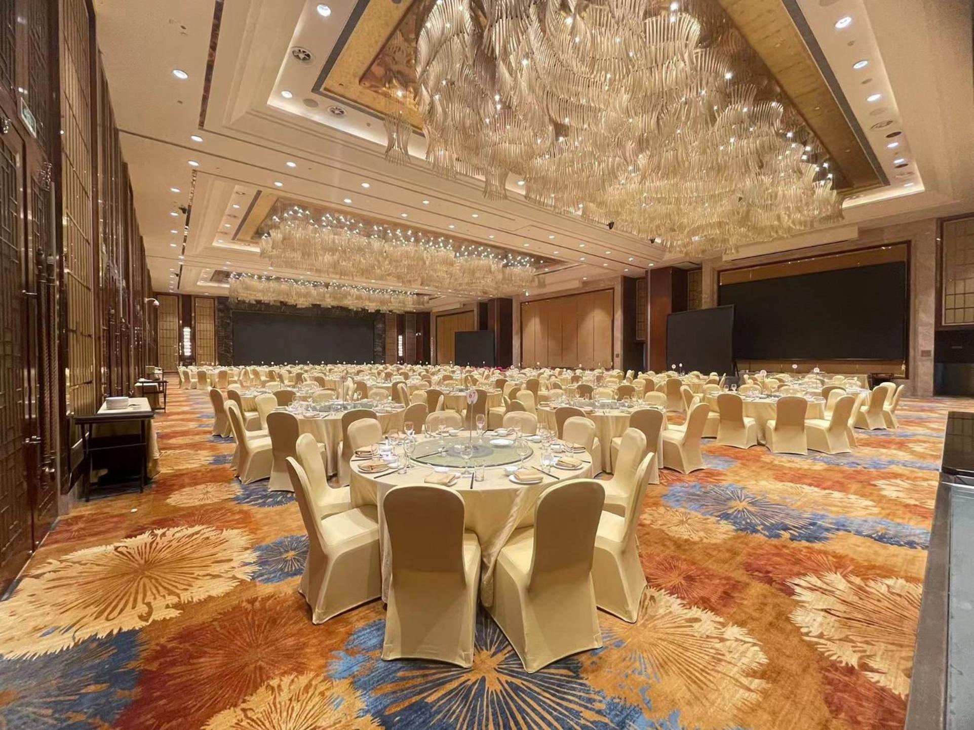 คราวน์ พลาซา ส้าวซิง Hotel เส้าซิง ภายนอก รูปภาพ